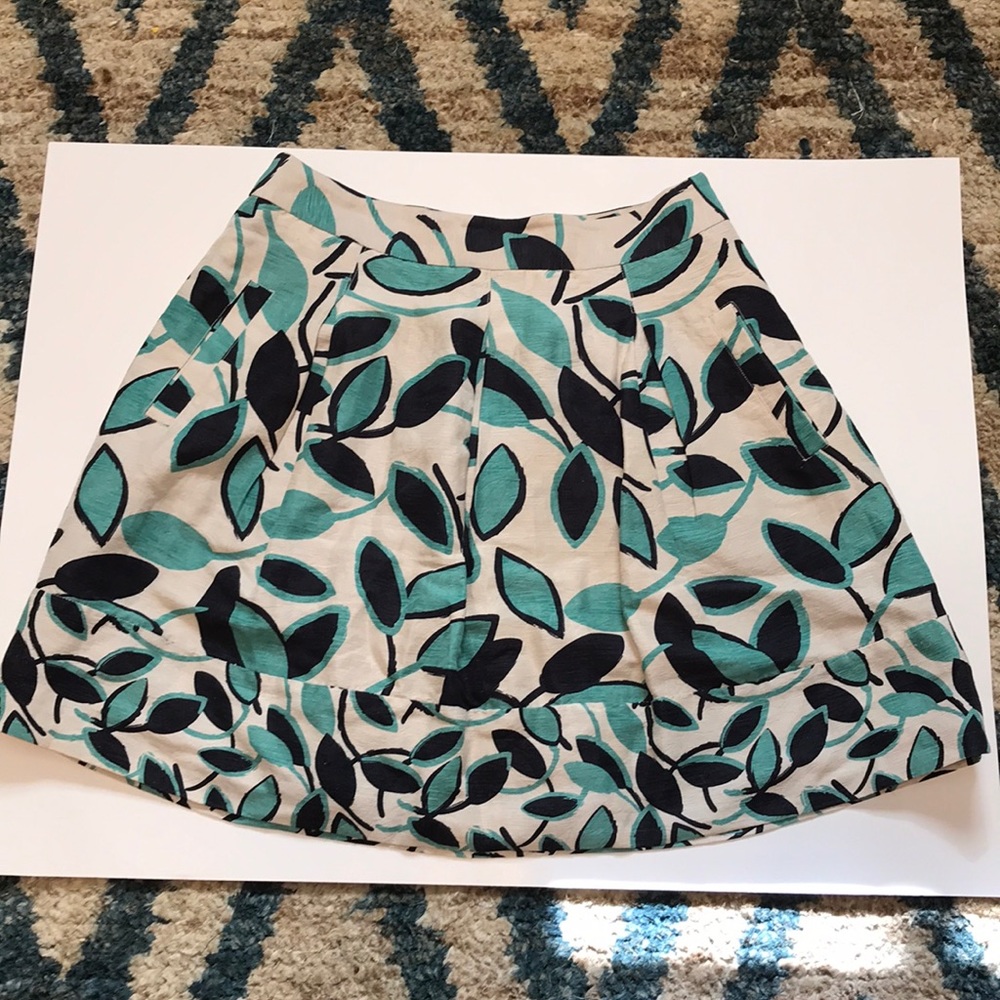 Bcbgmaxazria skirt
